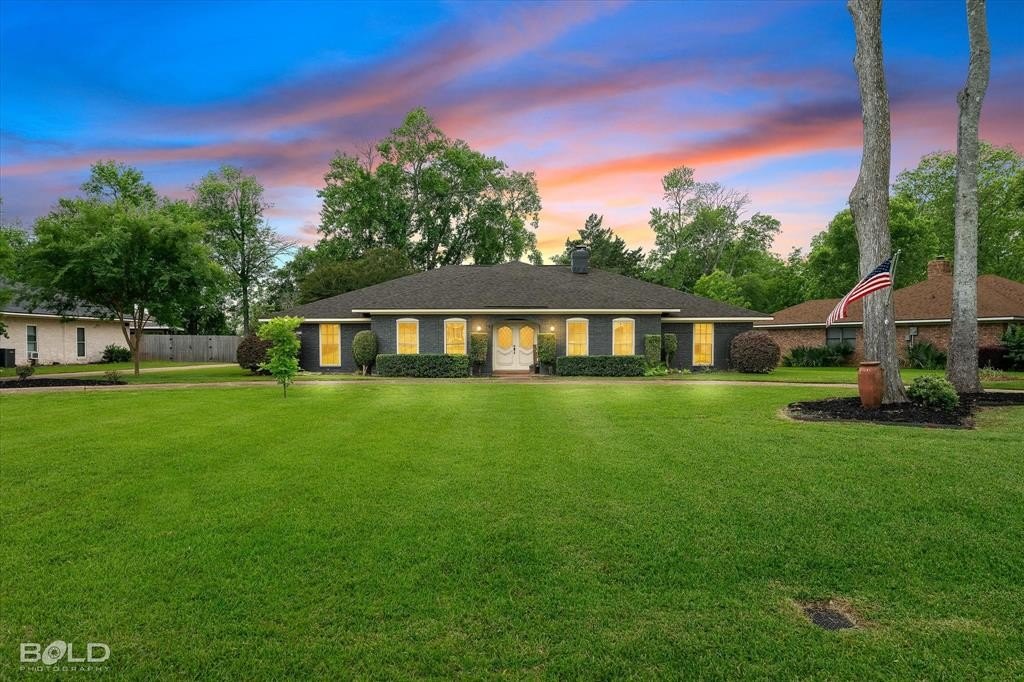 Single Family 3BR 3BA - 5418 Coach Road, Bossier City, LA