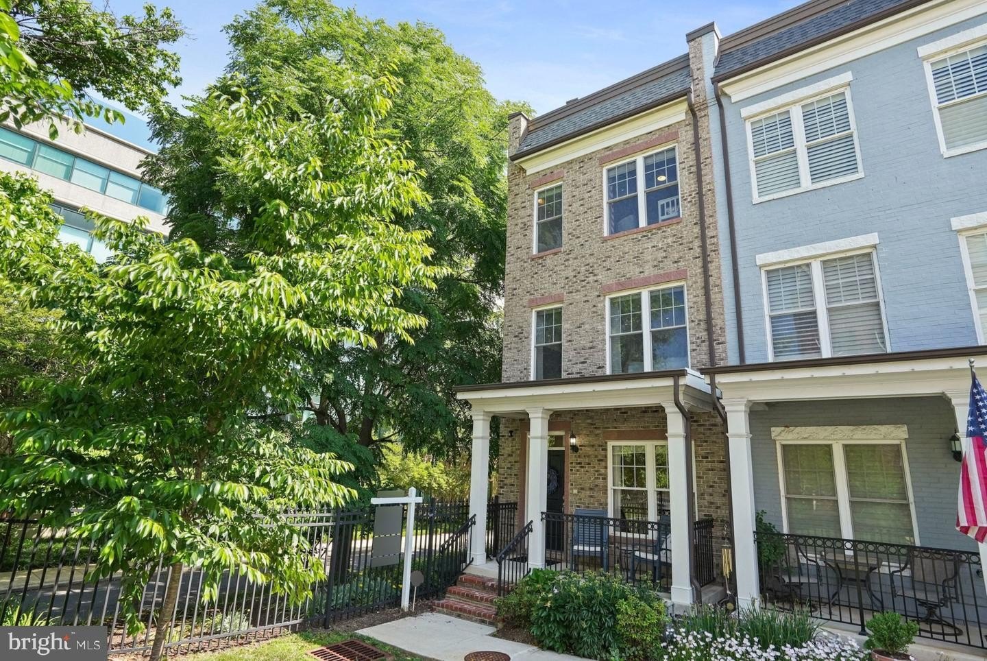 Single Family 3BR 4BA - 512 REGENT PL NE, WASHINGTON, DC