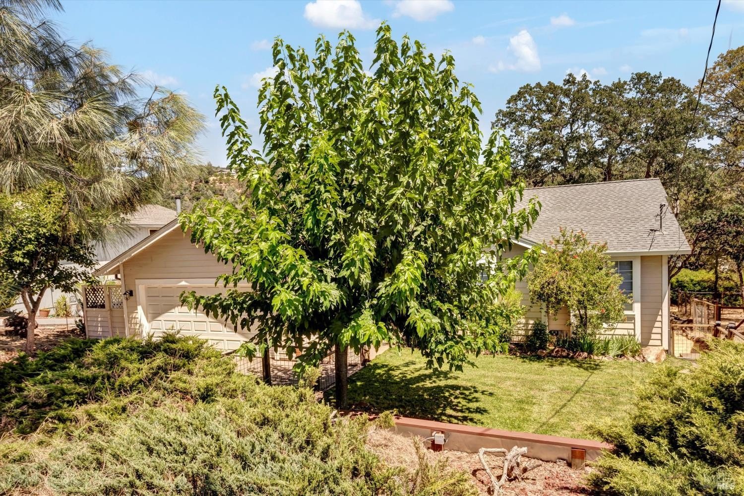 Single Family 3BR 2BA - 18278 N Shore Drive, Hidden Valley Lake, CA