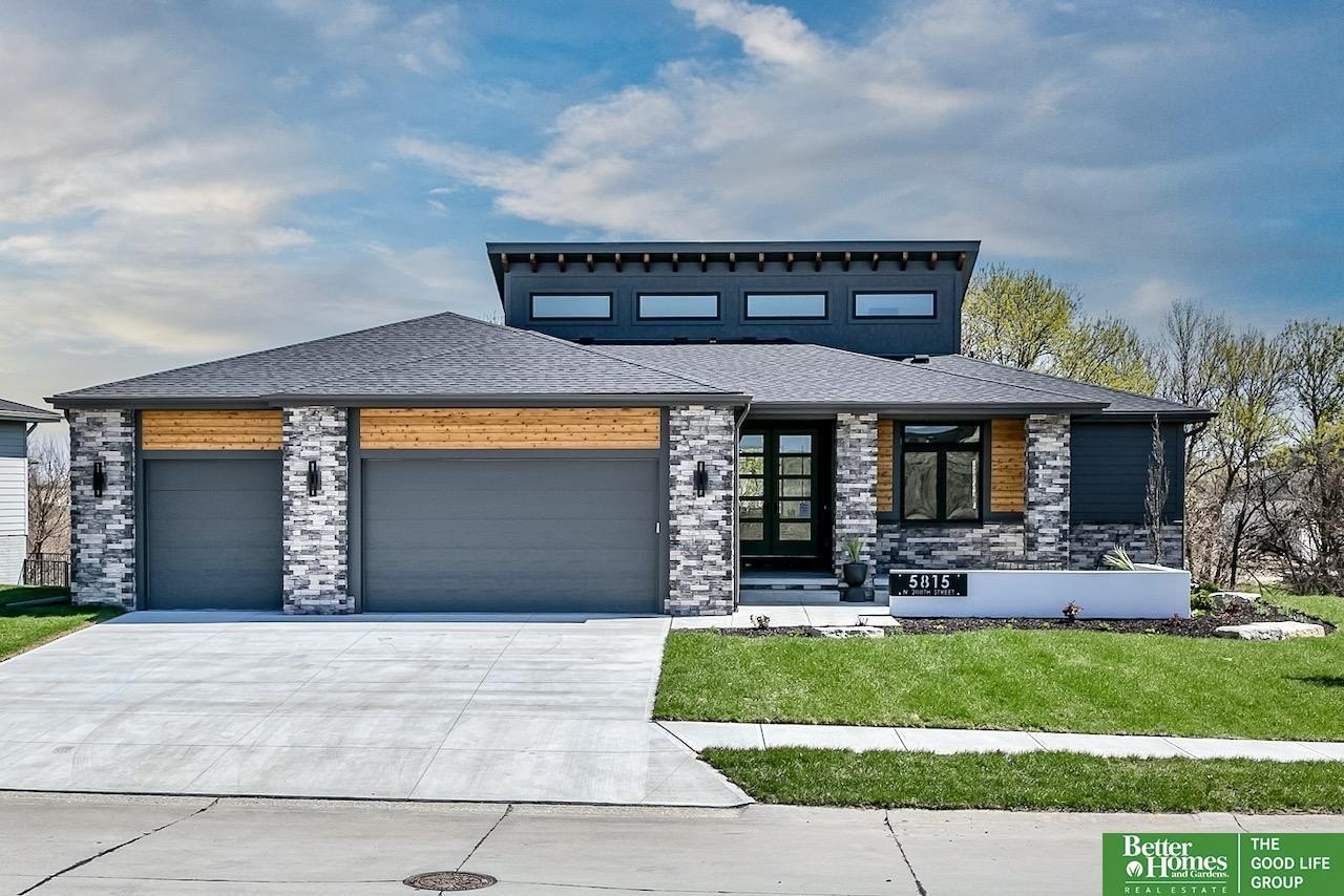 Single Family 5BR 5BA - 5815 N 208th Street, Elkhorn, NE