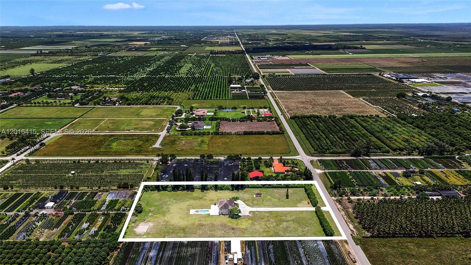 Single Family 4BR 4BA - 31115 SW 217th Ave, Homestead, FL