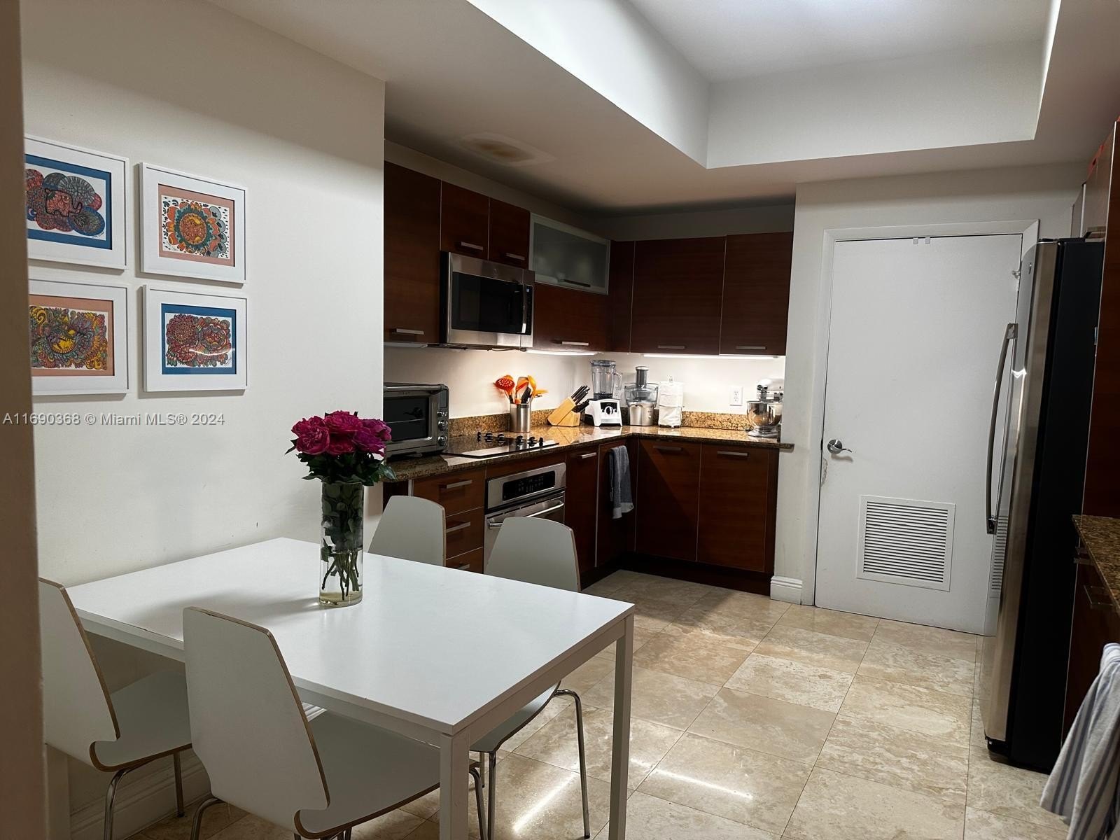 Condo 3BR 3BA - 3330 NE 190 ST, Aventura, FL