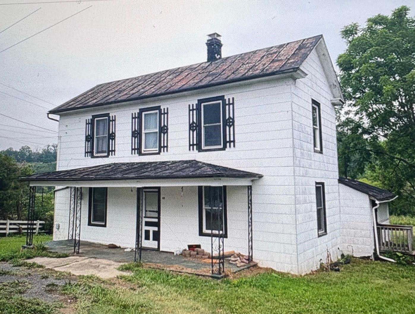 Single Family 3BR 2BA - 426 E CRAIG ST, CRAIGSVILLE, VA
