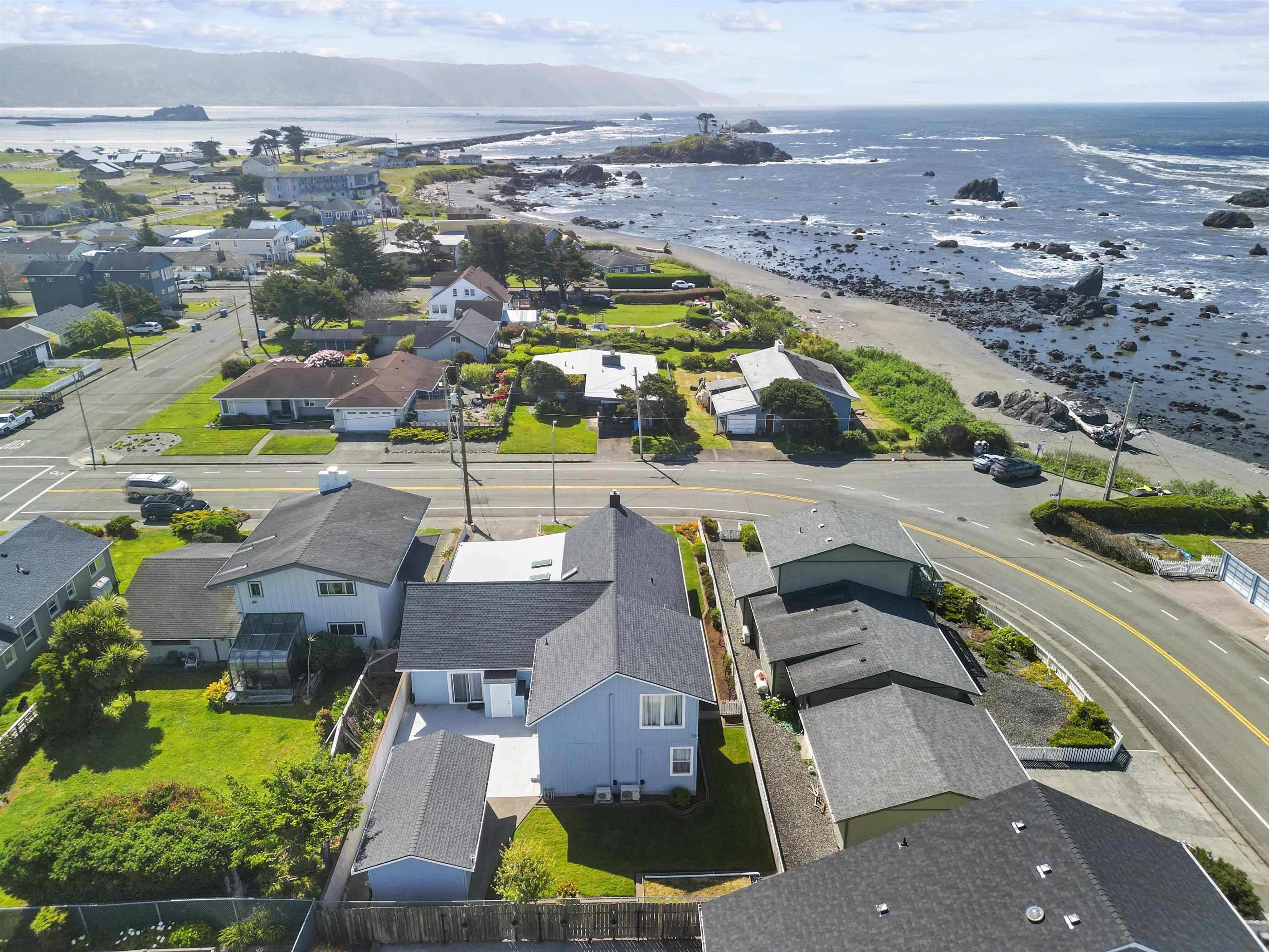 Other 4BR 3BA - 263 W 5th Street, Crescent City, CA
