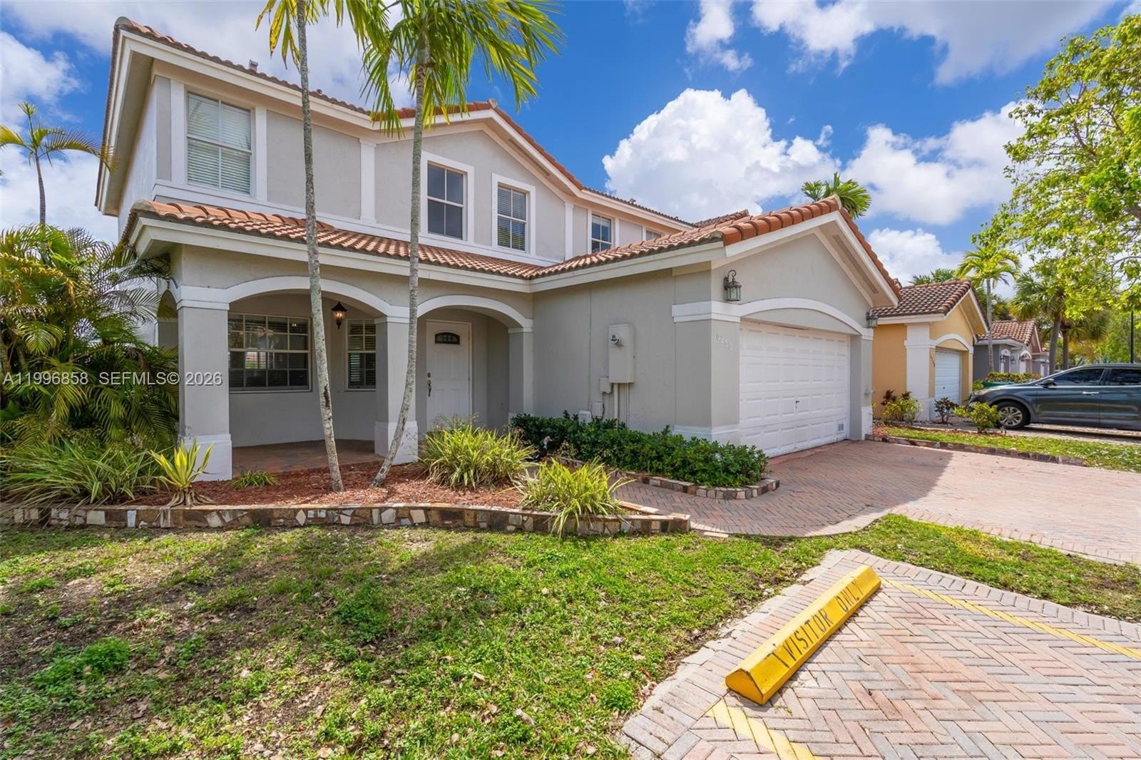 Single Family 4BR 3BA - 16250 SW 44th Ln, Miami, FL