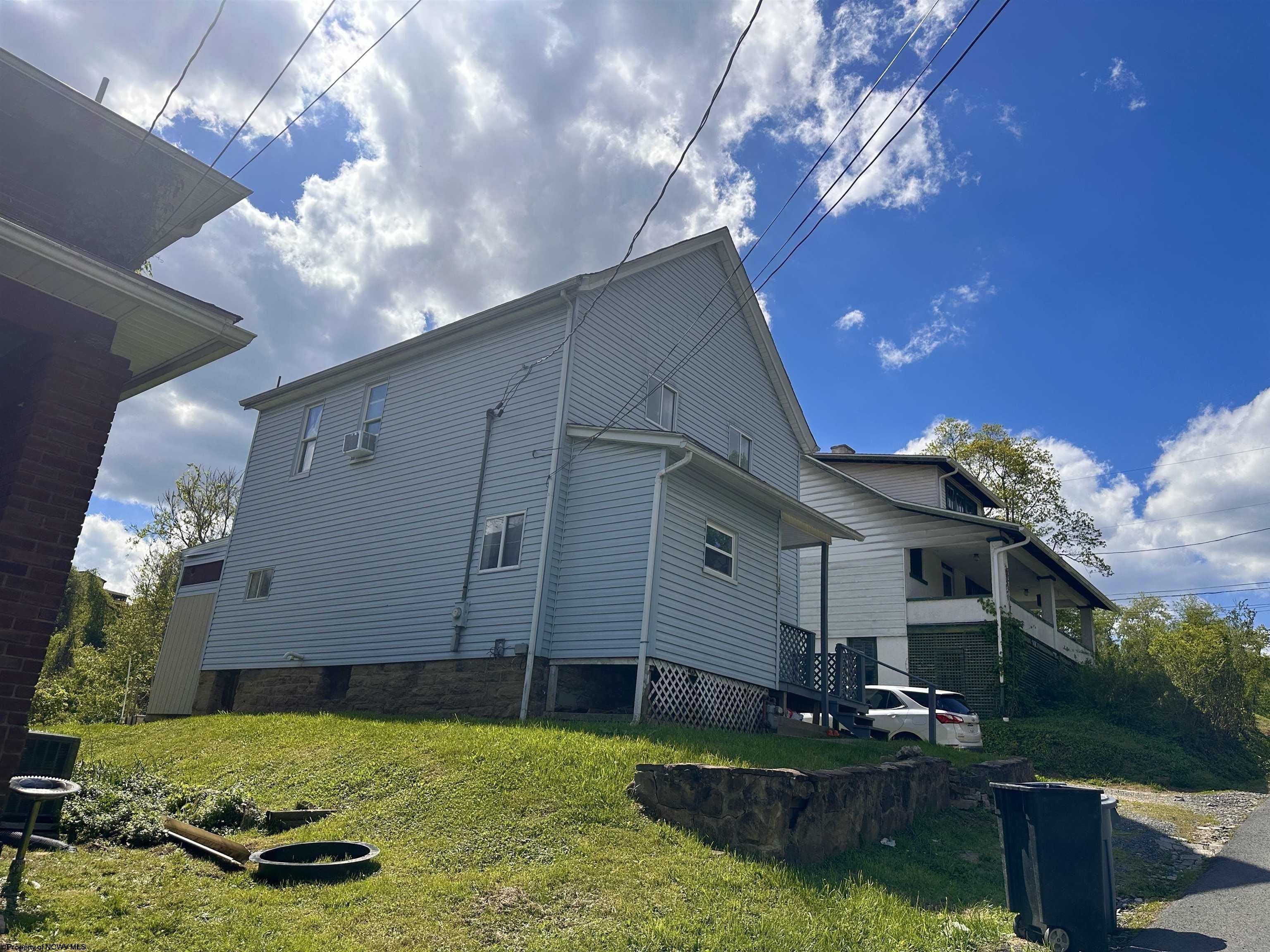 Single Family 3BR 2BA - 125 Bonview Avenue, Fairmont, WV