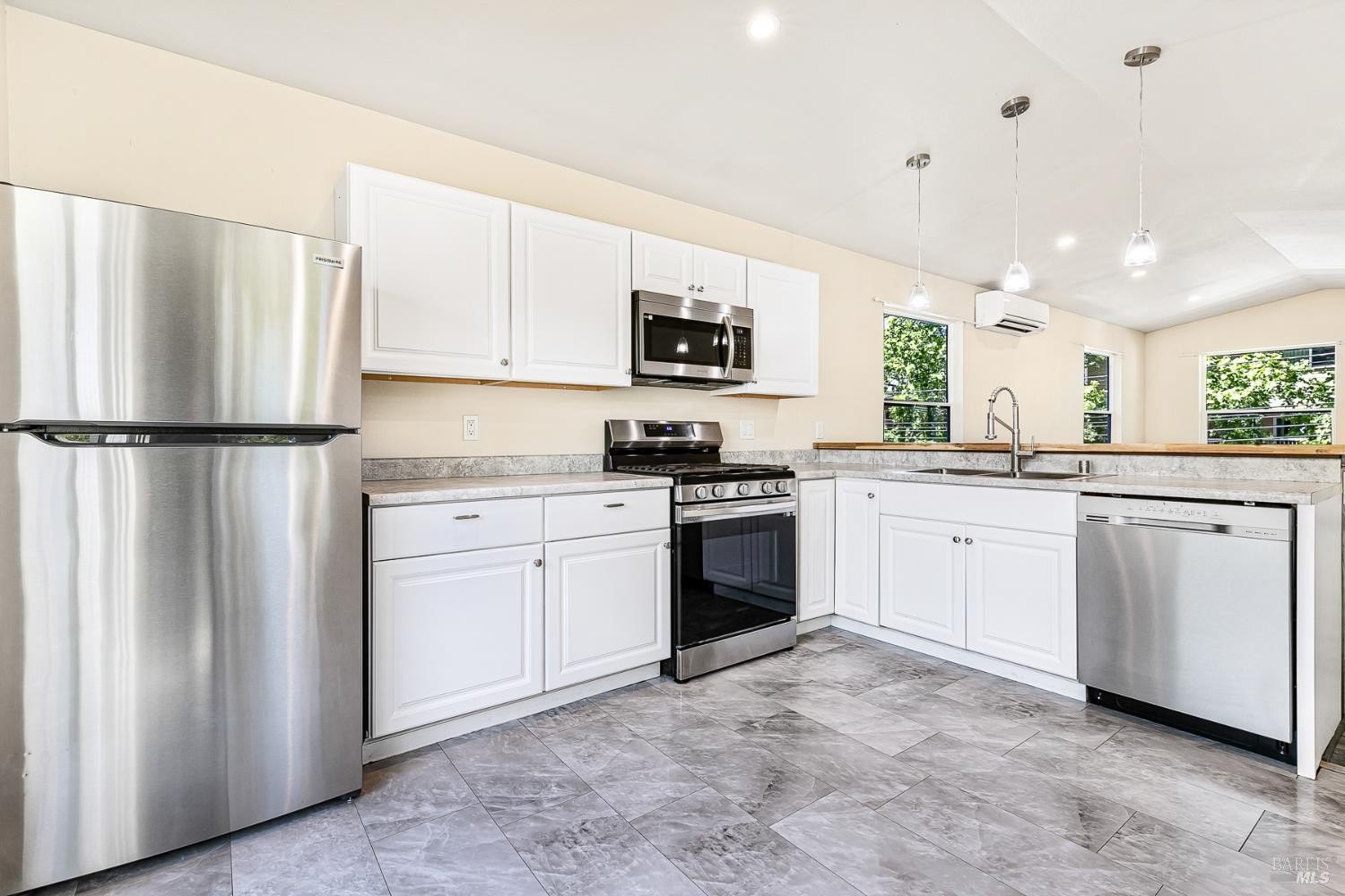 Other 4BR 2BA - 16442 5th Street, Guerneville, CA
