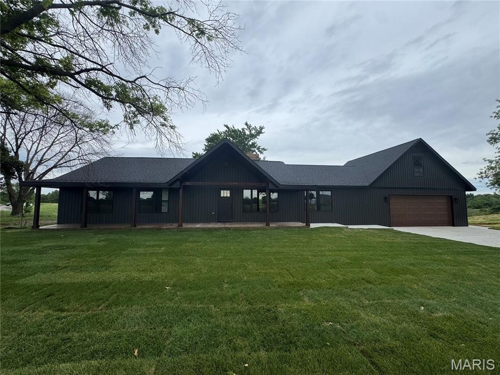 Single Family 4BR 3BA - 2100 S 74th Street, Belleville, IL