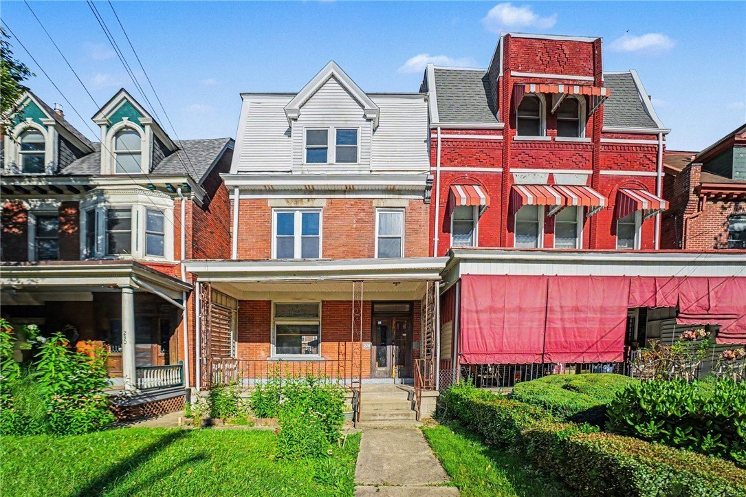 Single Family 5BR 3BA - 228 S Millvale, Bloomfield, PA
