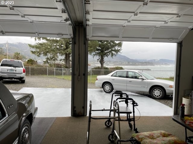 Single Family 3BR 3BA - 438 BUENA VISTA Loop, Brookings, OR