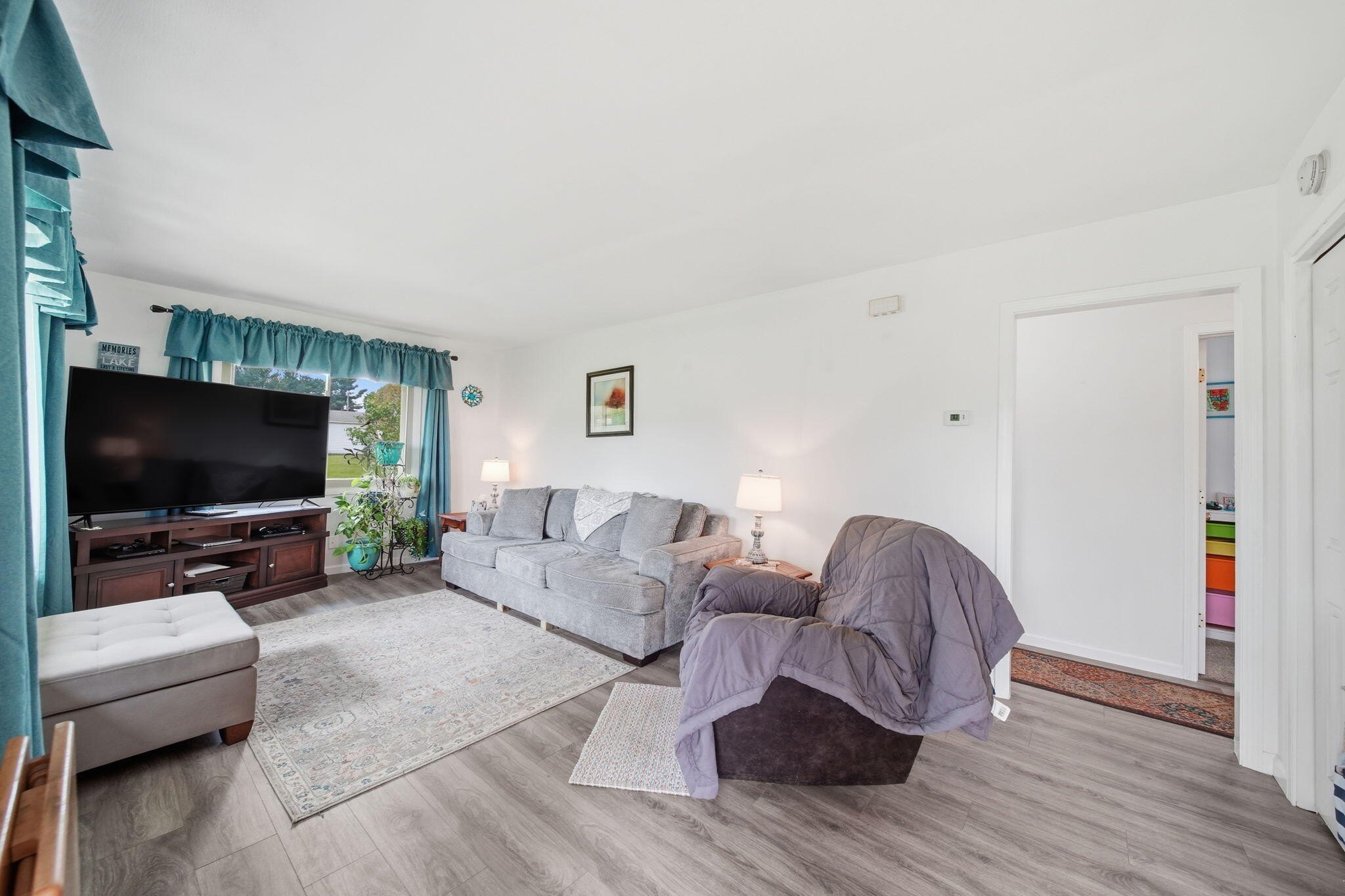 Single Family 3BR 2BA - 5030 E Berry Road, Pleasant Lake, MI