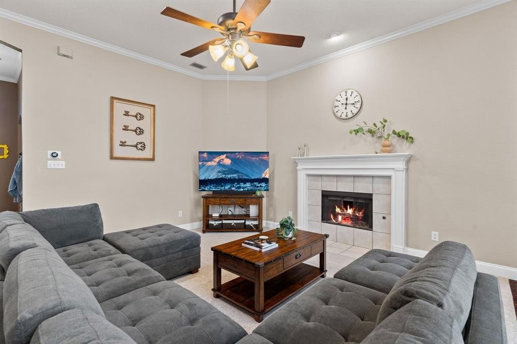 Single Family 4BR 2BA - 7313 Whitecedar Lane, Rowlett, TX