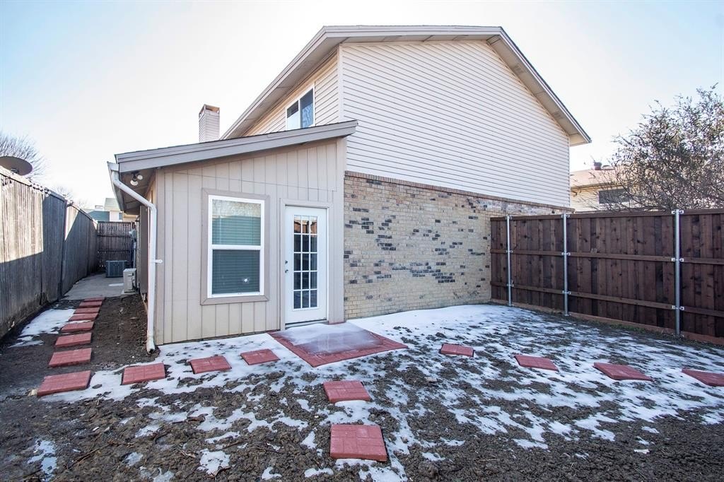 Single Family 4BR 2BA - 2611 Via Cordova, Carrollton, TX