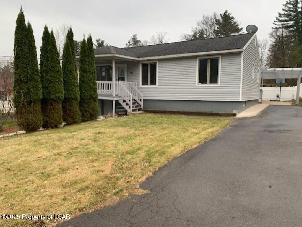 Single Family 4BR 4BA - 86 Baird Street, Harveys Lake, PA