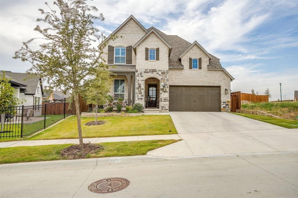 Single Family 4BR 4BA - 2132 Rolling Oaks Drive, Fort Worth, TX