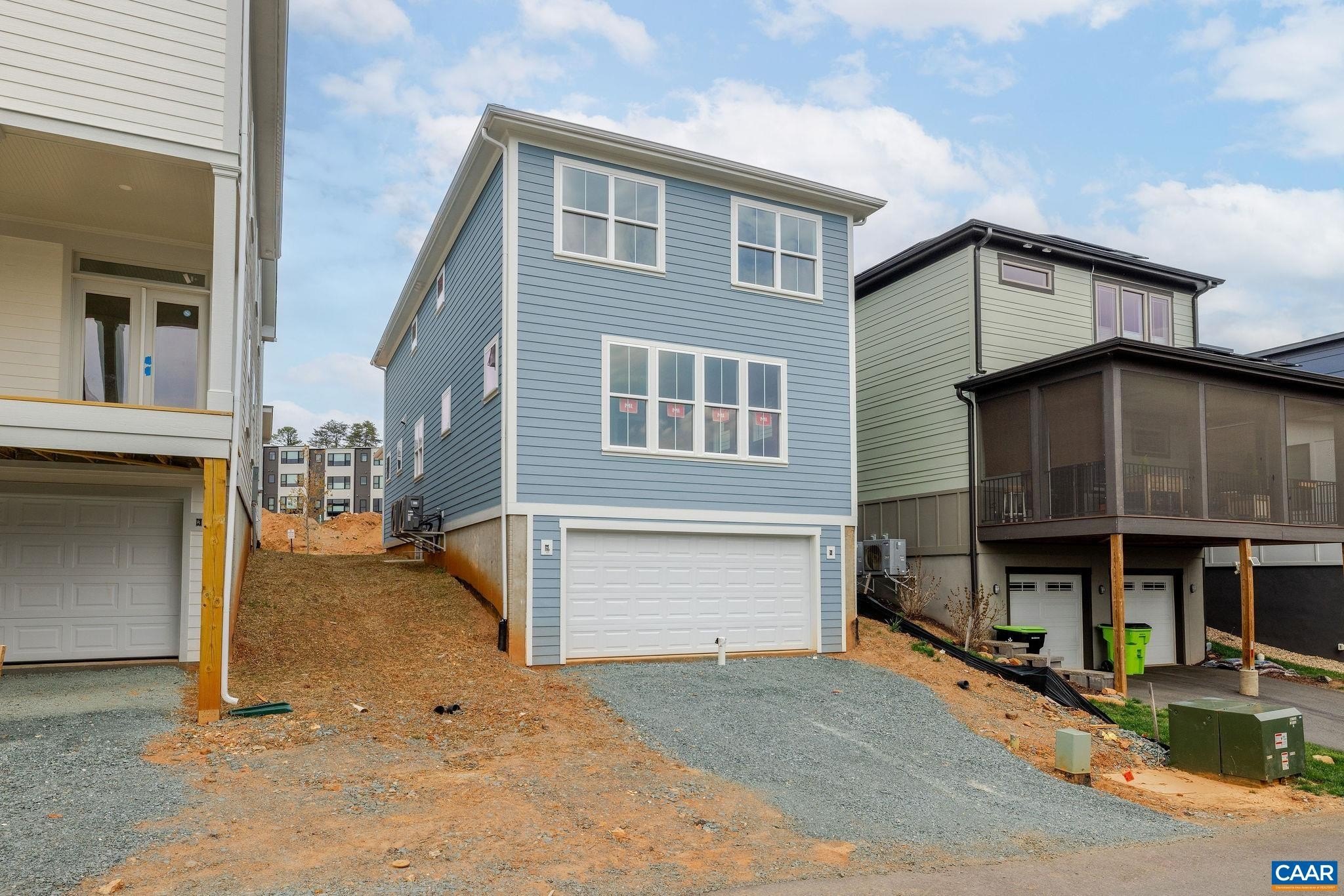 Single Family 4BR 4BA - 448 NICHOLSON ST, CHARLOTTESVILLE, VA