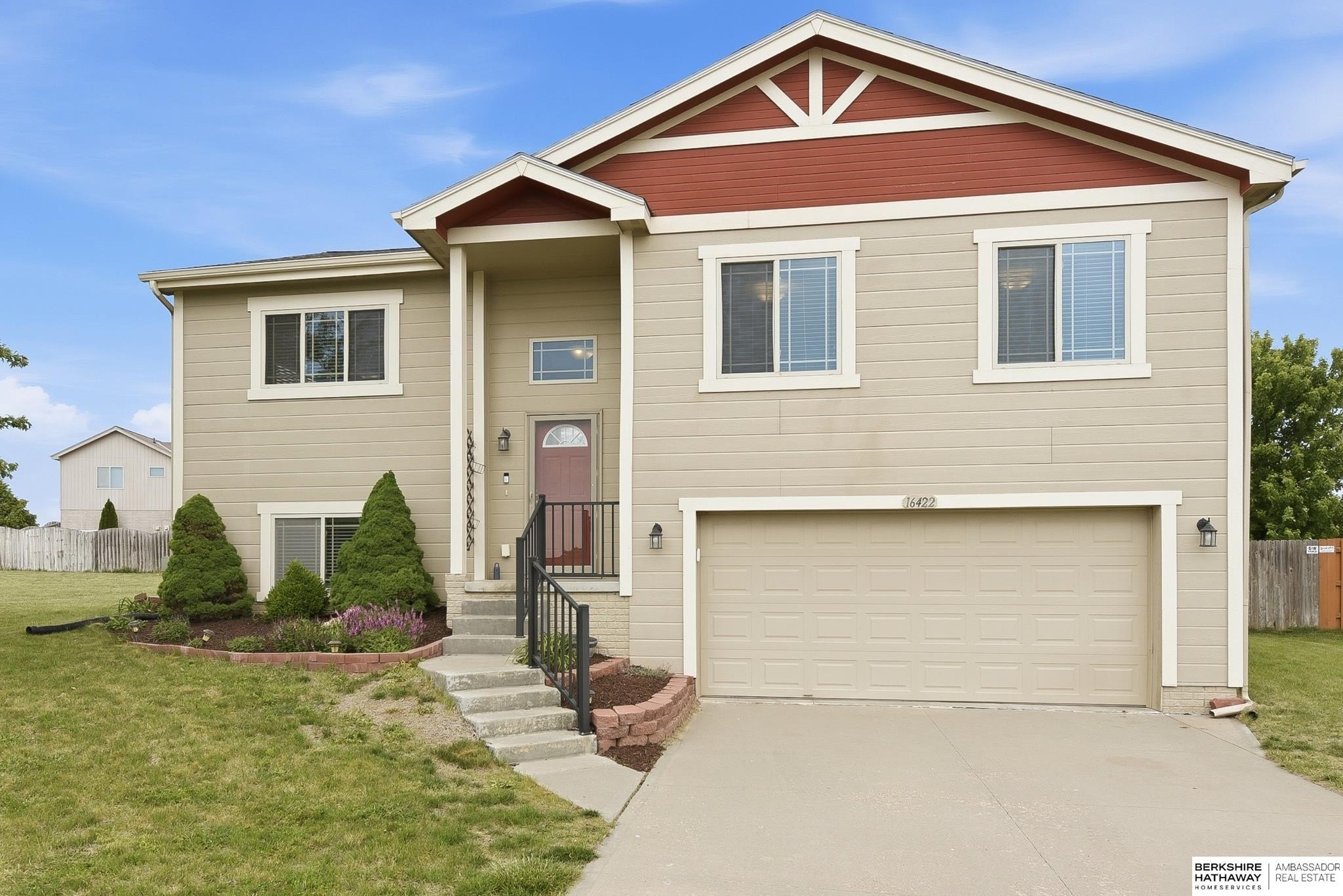 Single Family 3BR 2BA - 16422 Portal Street, Omaha, NE