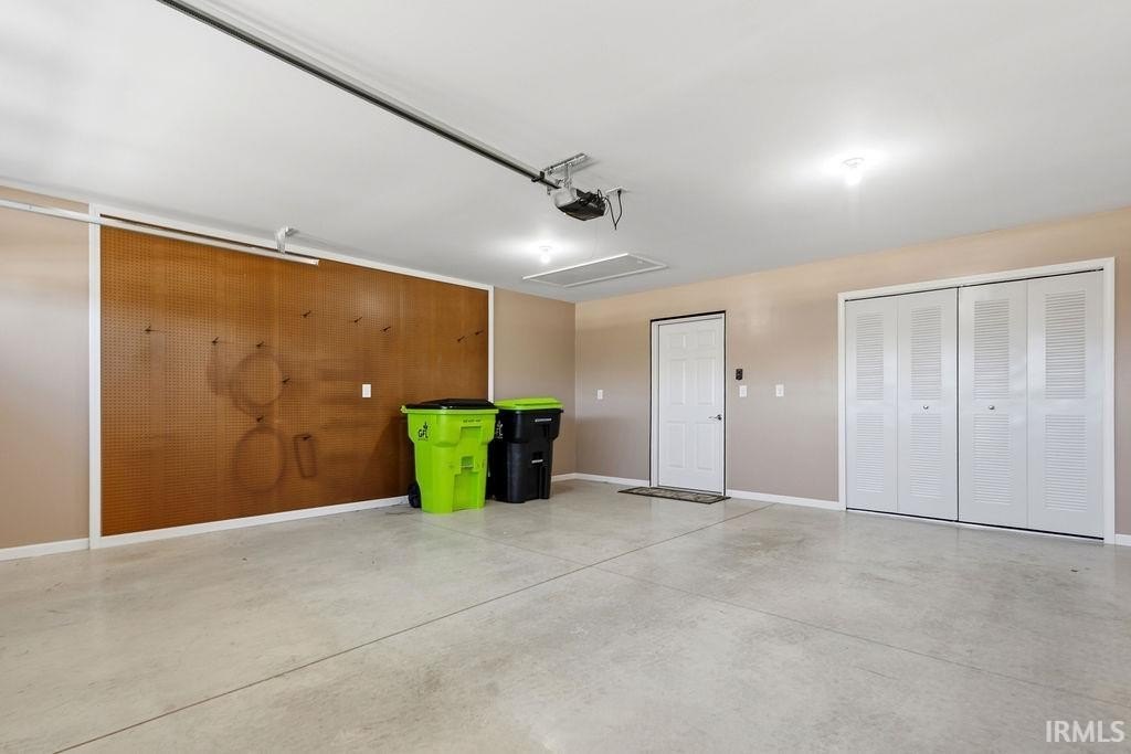 Condo 2BR 2BA - 426 Crown Hill Drive, Huntington, IN