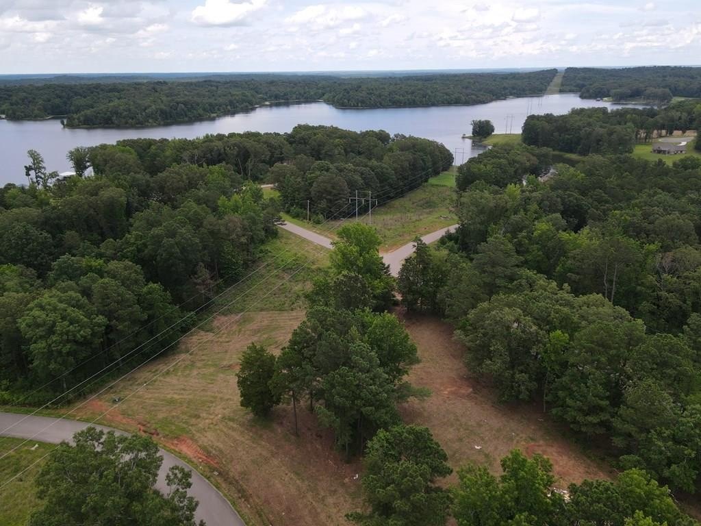 Single Family - Lot 15 Lakeside Lane (Kyle Rd), HUNTINGDON, TN