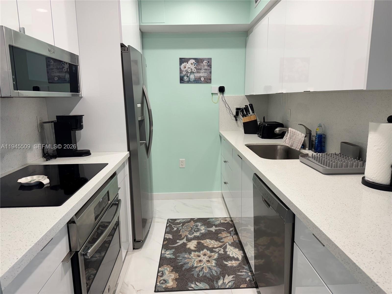 Condo 1BR 2BA - 2501 S Ocean Dr, Hollywood, FL