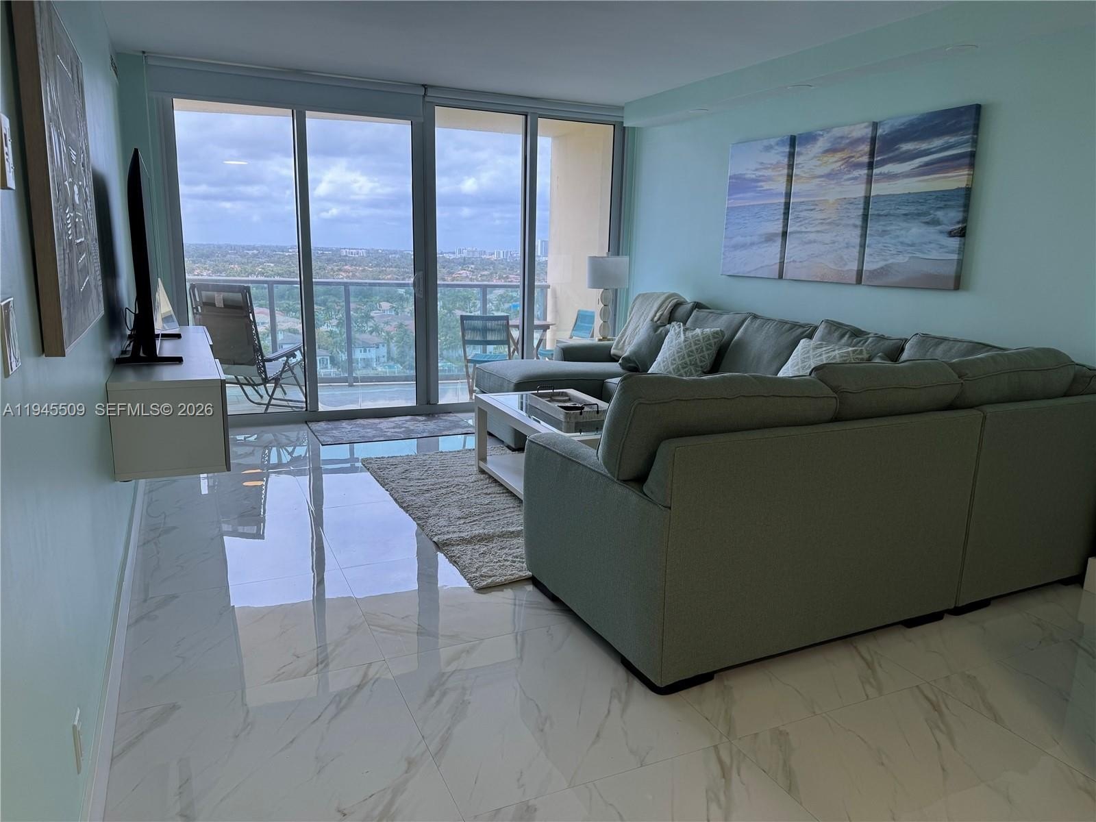 Condo 1BR 2BA - 2501 S Ocean Dr, Hollywood, FL