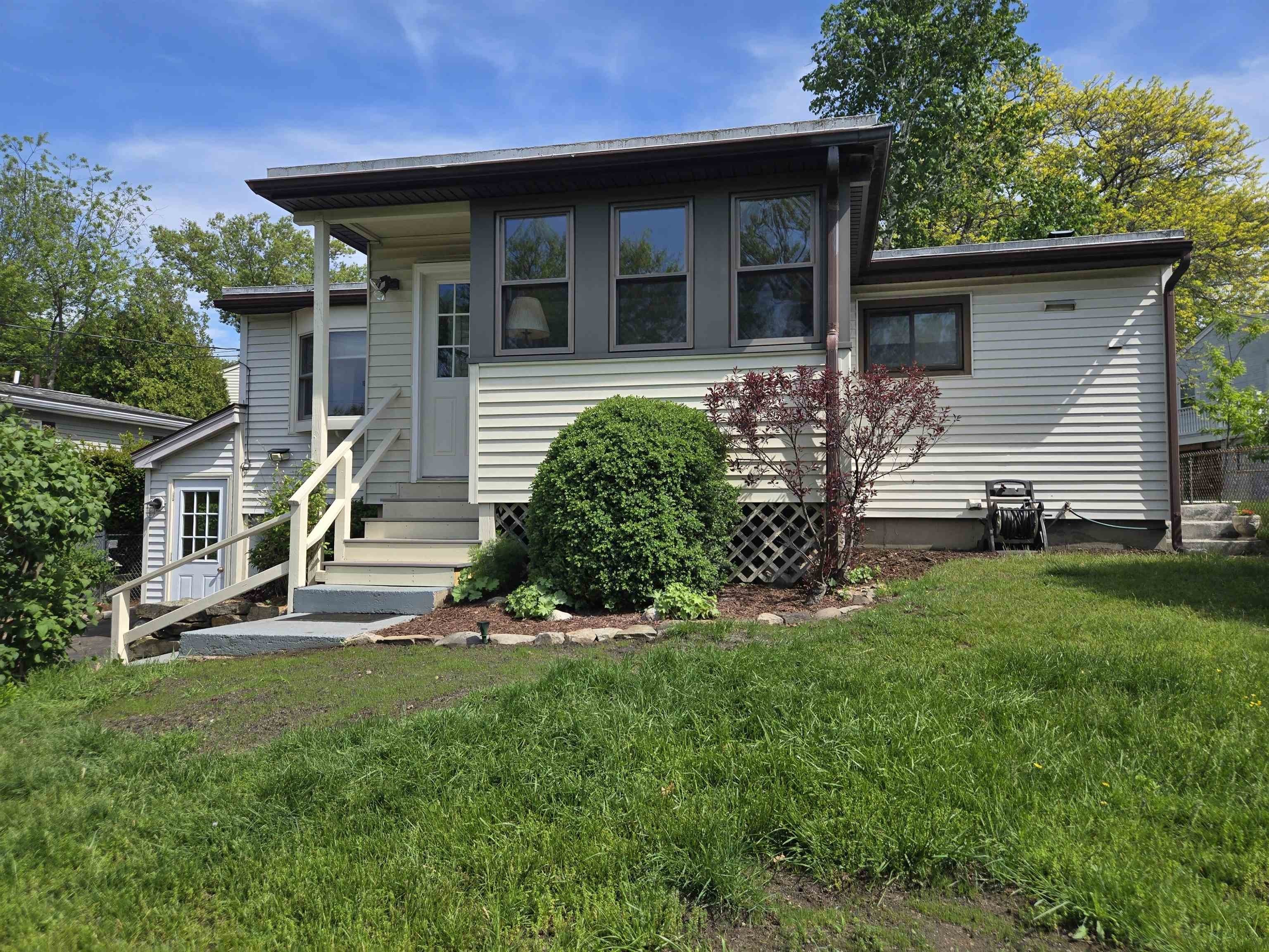 Single Family 2BR 1BA - 776 Bridge Street, Manchester, NH