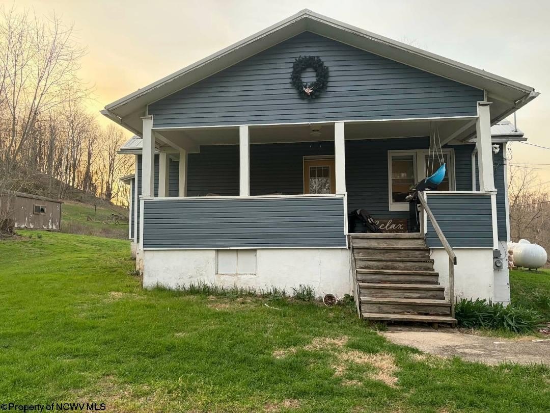 Single Family 3BR 1BA - 395 Norris Ridge Road, Philippi, WV