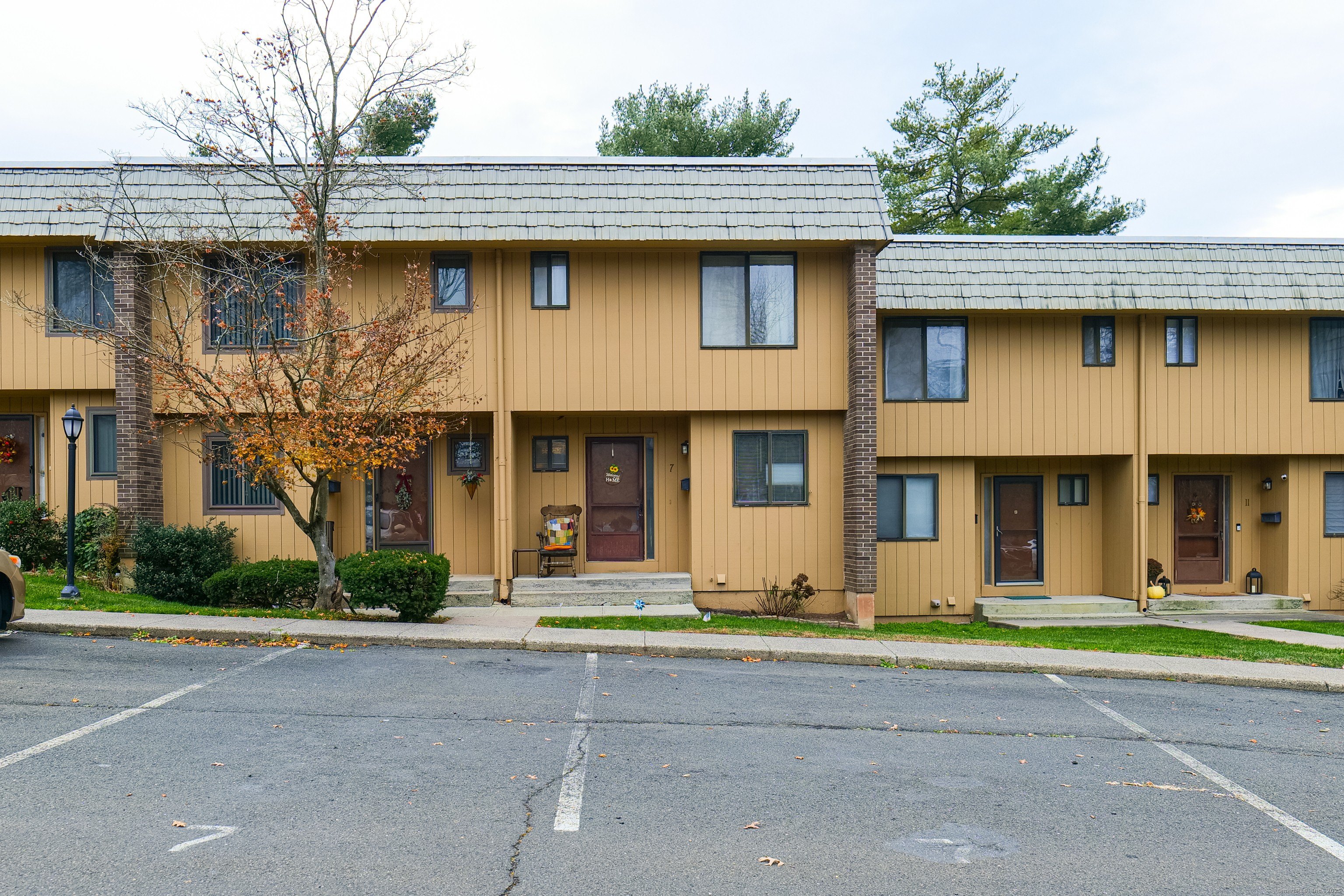 Condo 2BR 2BA - 7 Willow Court, Cromwell, CT