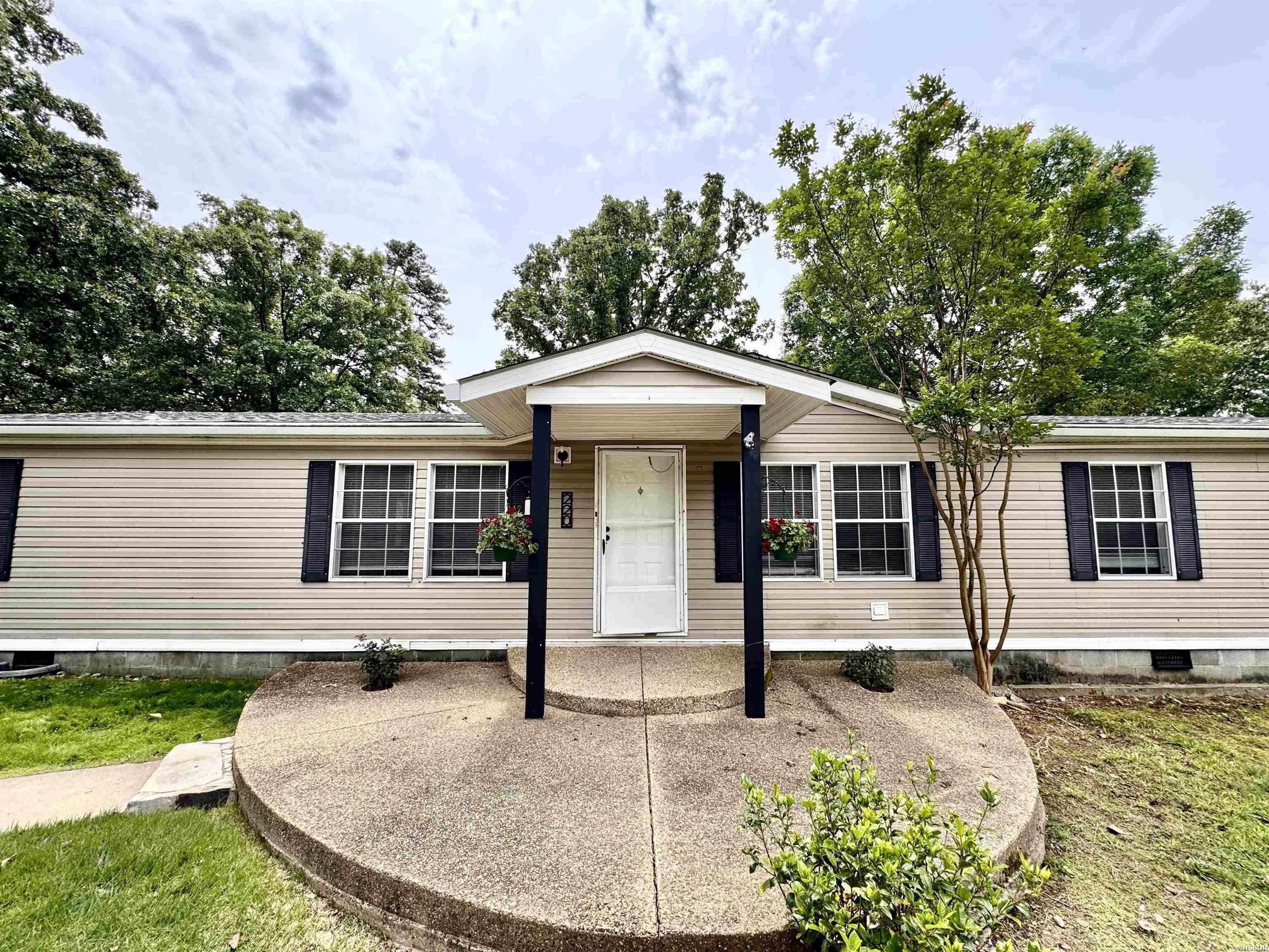 Manufactured Housing 4BR 3BA - 220 MOUNT TABOR Street, Hot Springs, AR