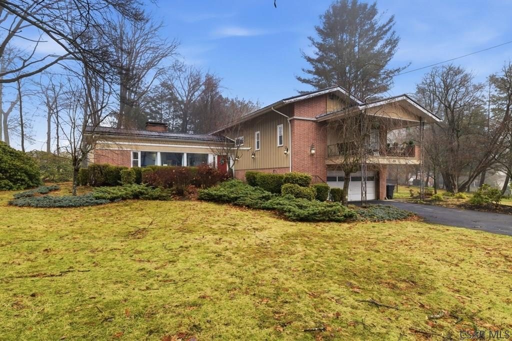 Single Family 5BR 4BA - 115 McCaffrey Lane, Johnstown, PA