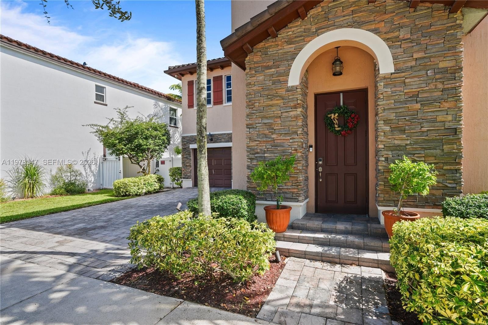 Single Family 4BR 3BA - 9127 SW 171st Ct, Miami, FL