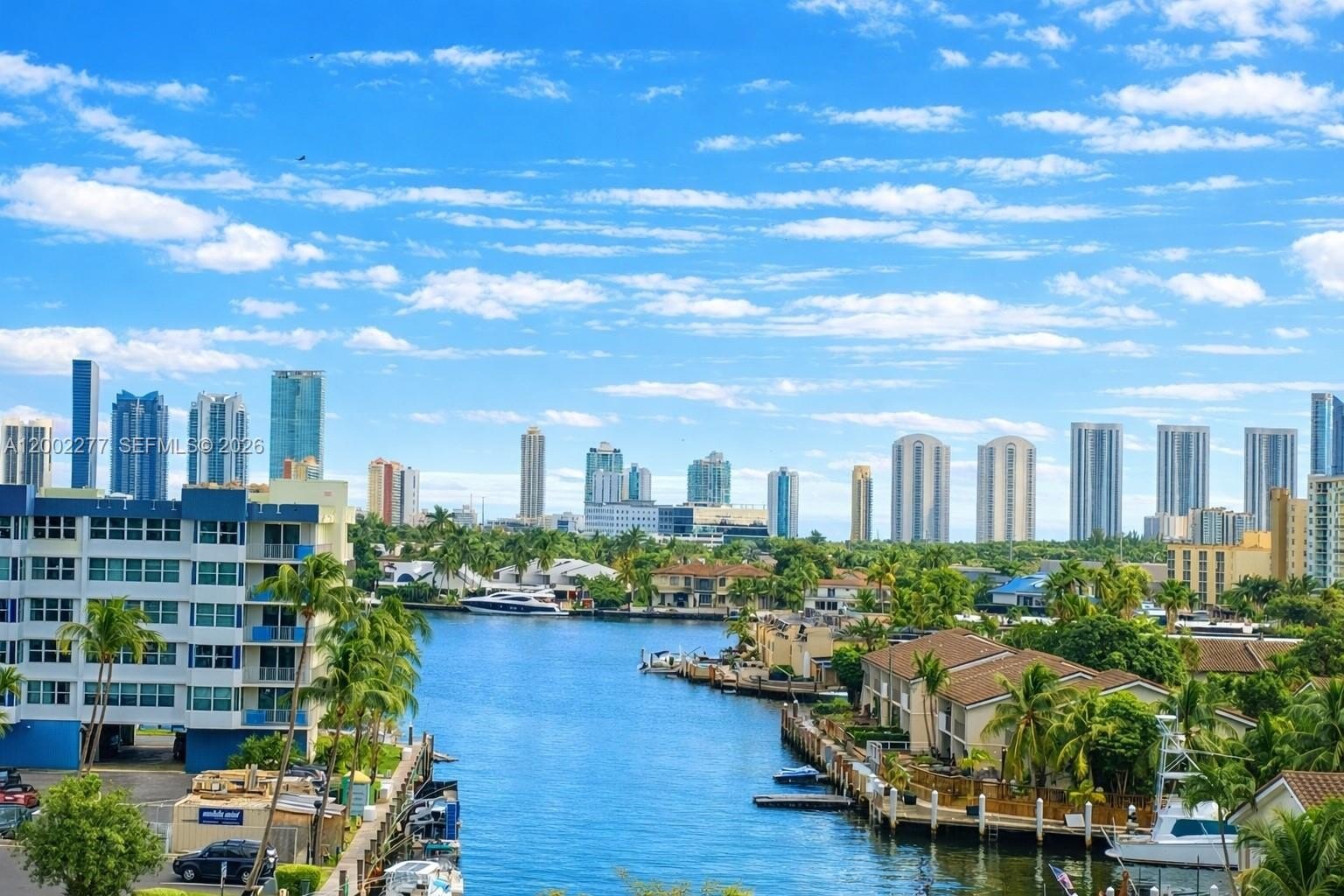 Condo 2BR 2BA - 16508 NE 26th Ave, North Miami Beach, FL