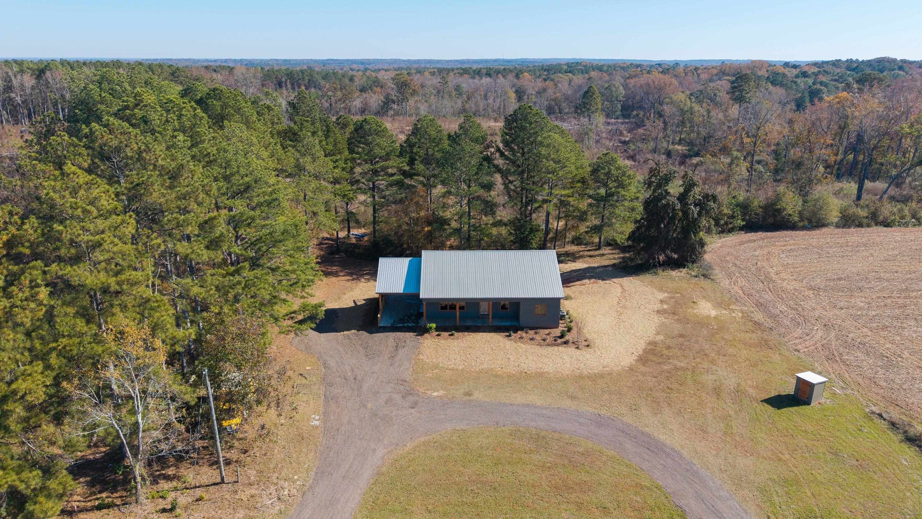 Single Family 4BR 3BA - 130 WESLEY CHAPEL ROAD, Eatonton, GA