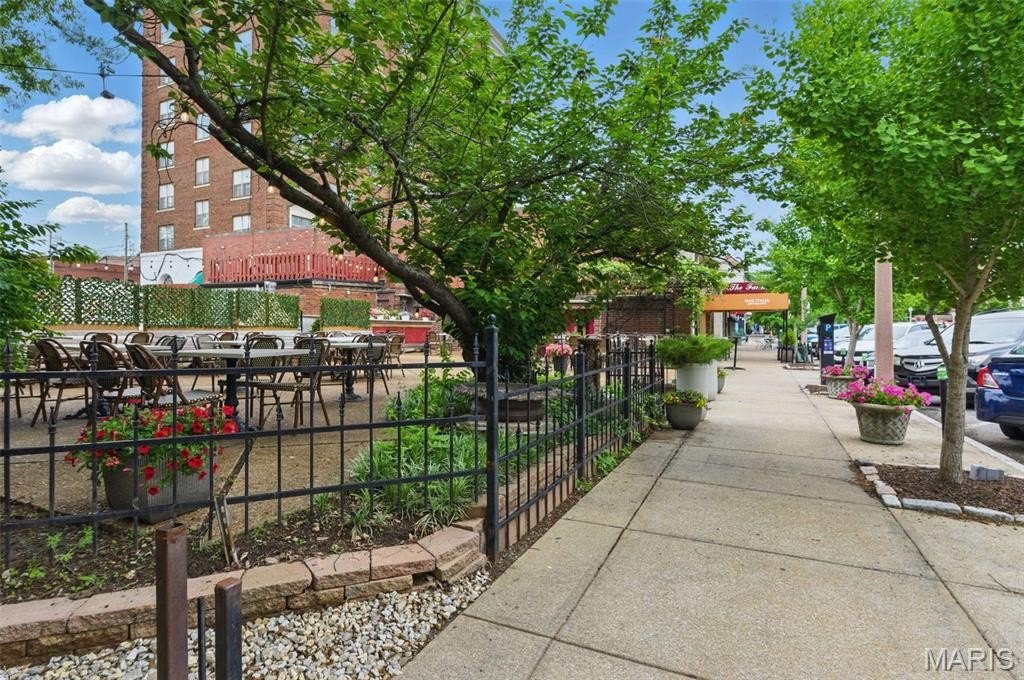 Condo 2BR 2BA - 4366 W Pine Boulevard, St Louis, MO