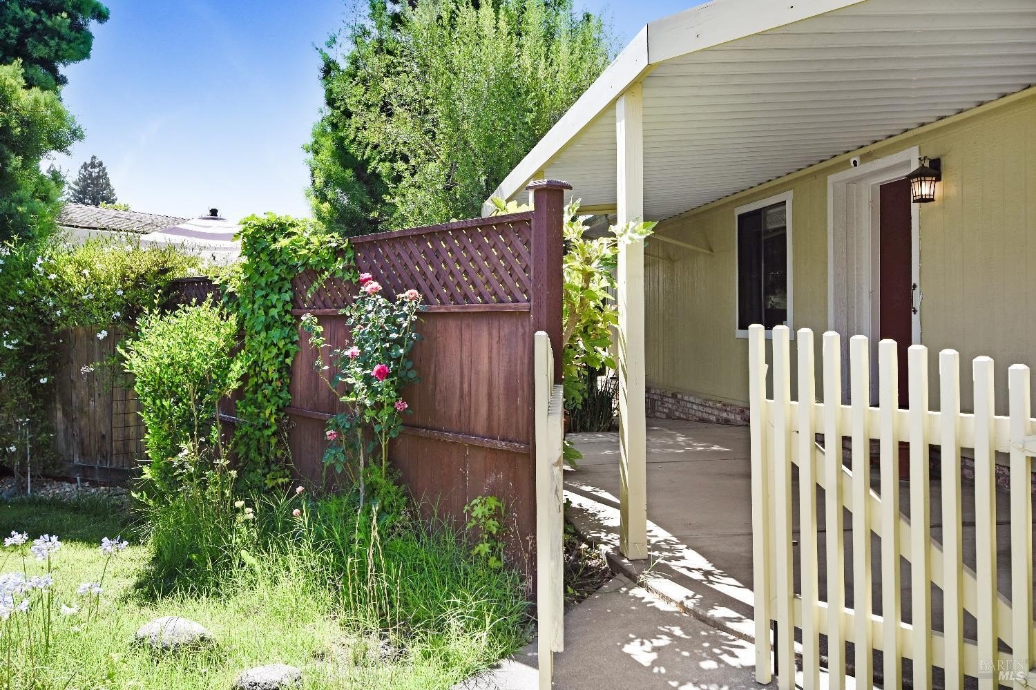 Manufactured Housing 2BR 2BA - 49 Laguna Seca Court, St. Helena, CA