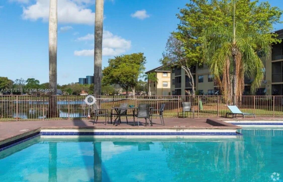 Condo 2BR 2BA - 9000 NW 28th Dr, Coral Springs, FL