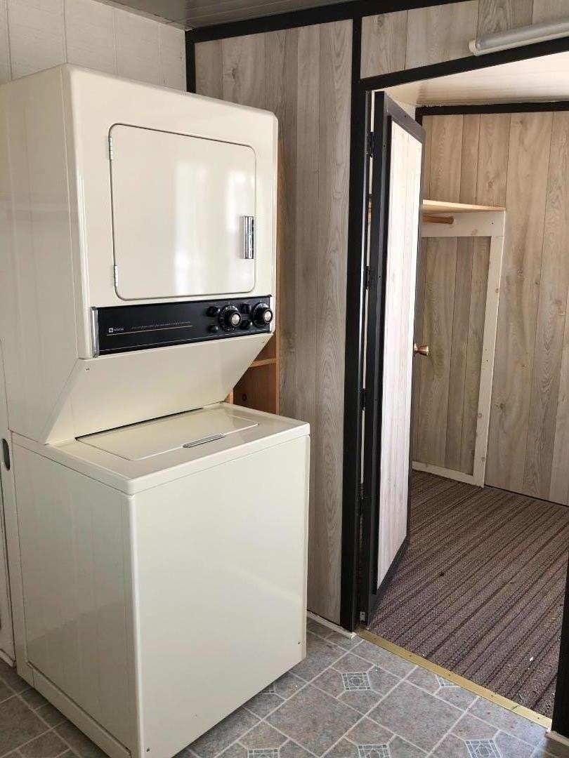 Manufactured Housing 2BR 2BA - 4160 Jade ST 99, CAPITOLA, CA