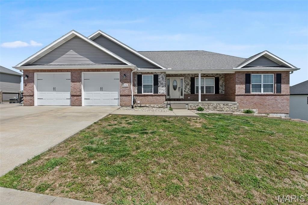 Single Family 5BR 3BA - 3072 Prairie View Trail, Jackson, MO