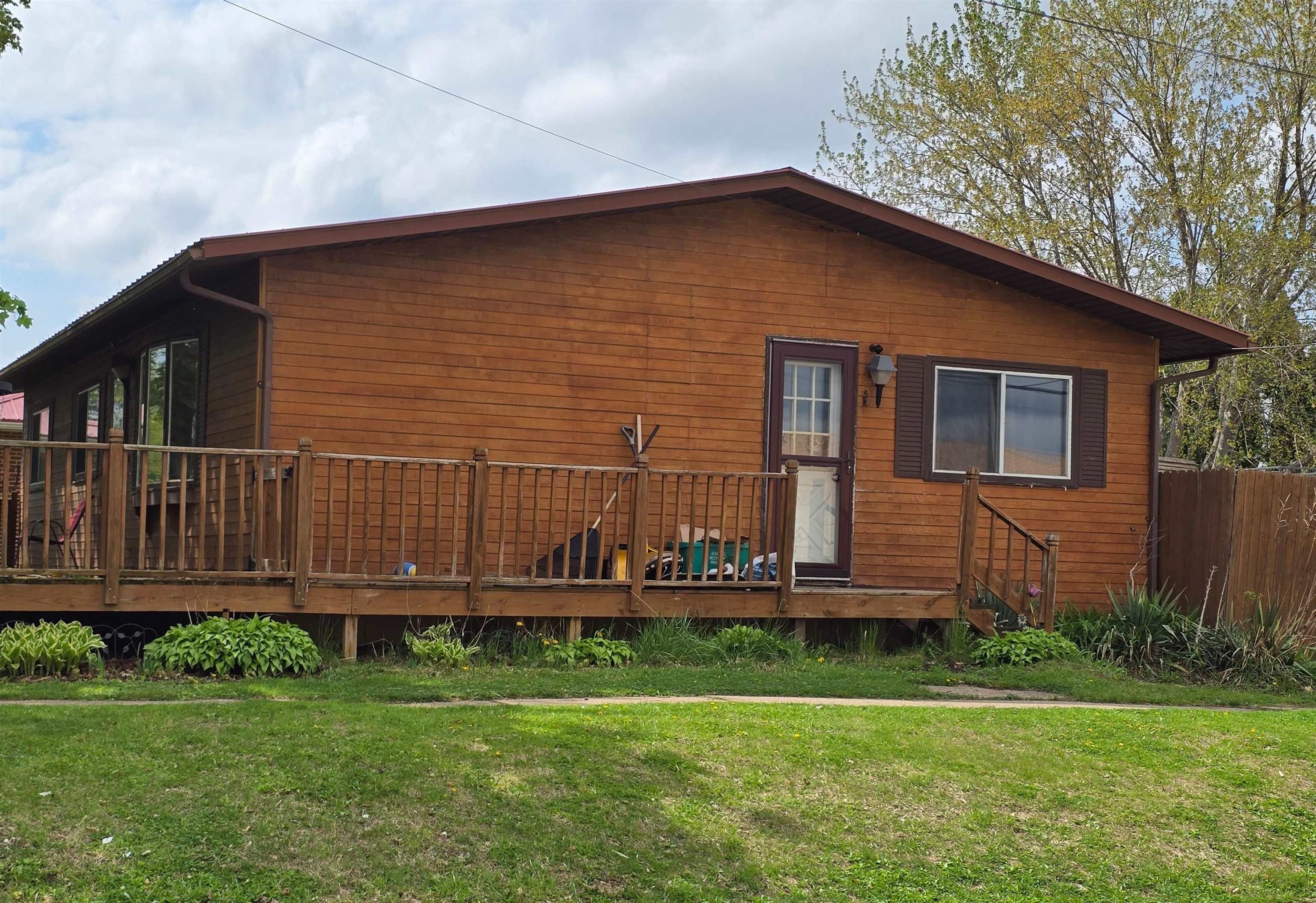 Single Family 3BR 2BA - 301 Parker Street, Boscobel, WI