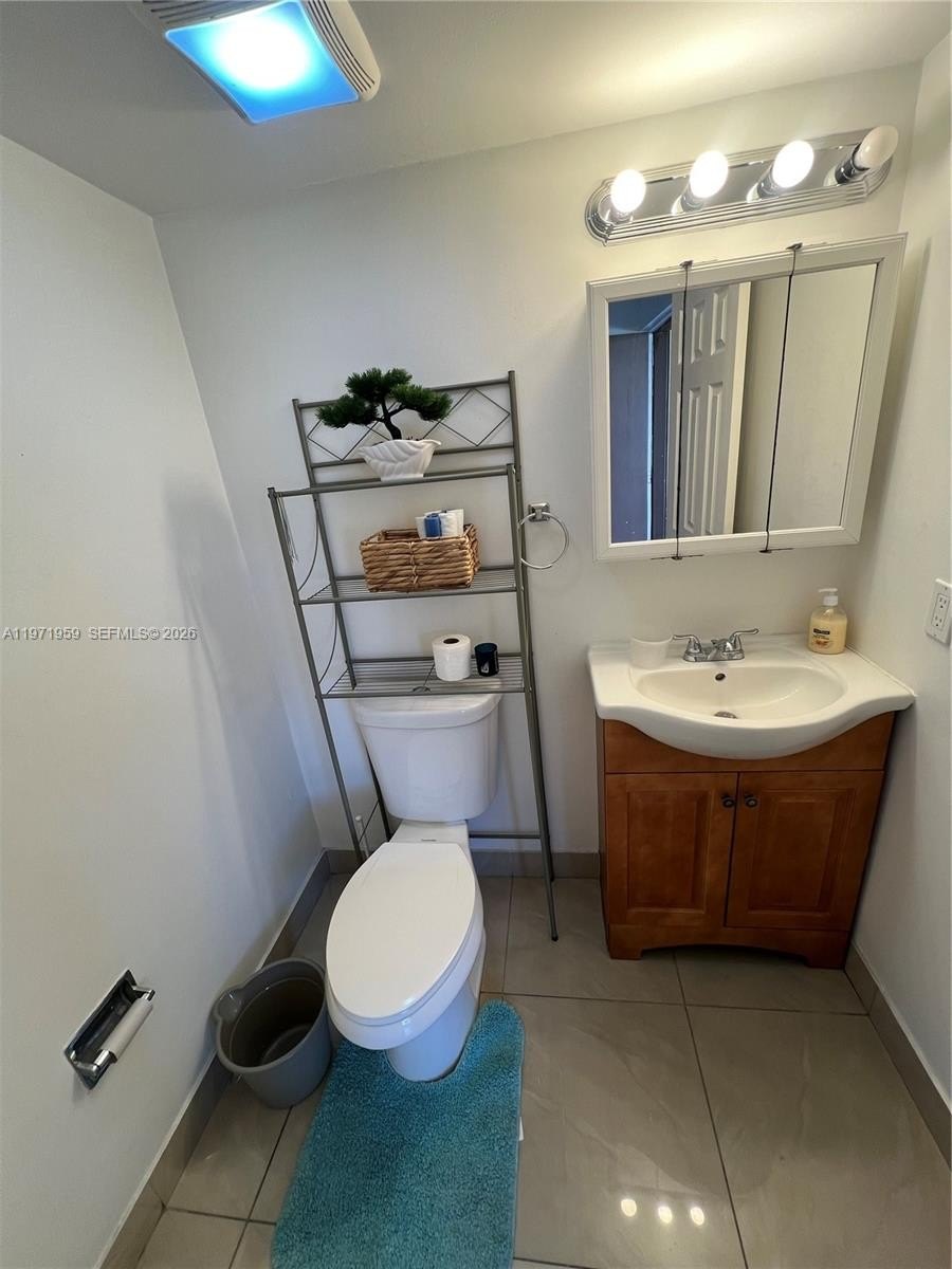 Condo 3BR 3BA - 9240 Fontainebleau Blvd, Miami, FL