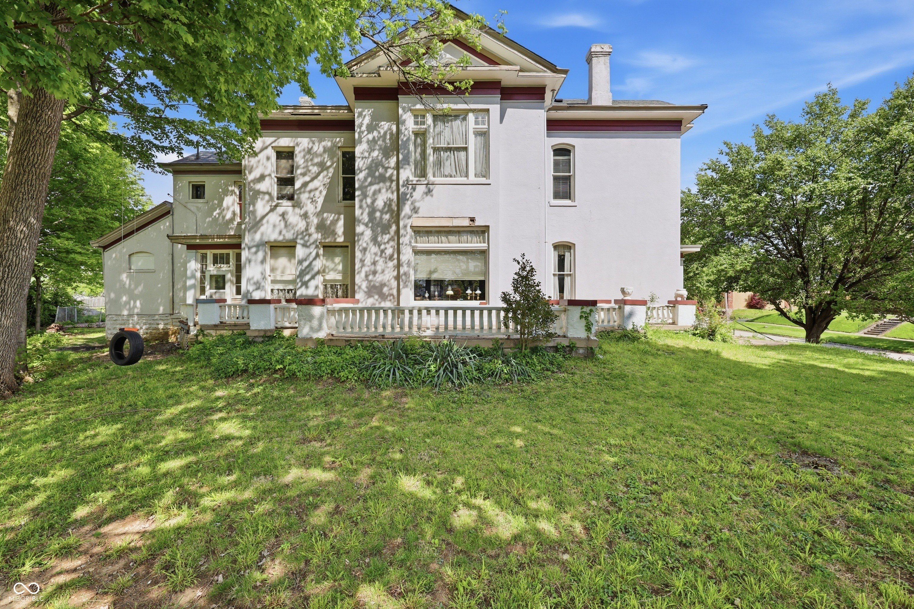 Single Family 5BR 2BA - 424 E Washington Street, Greensburg, IN