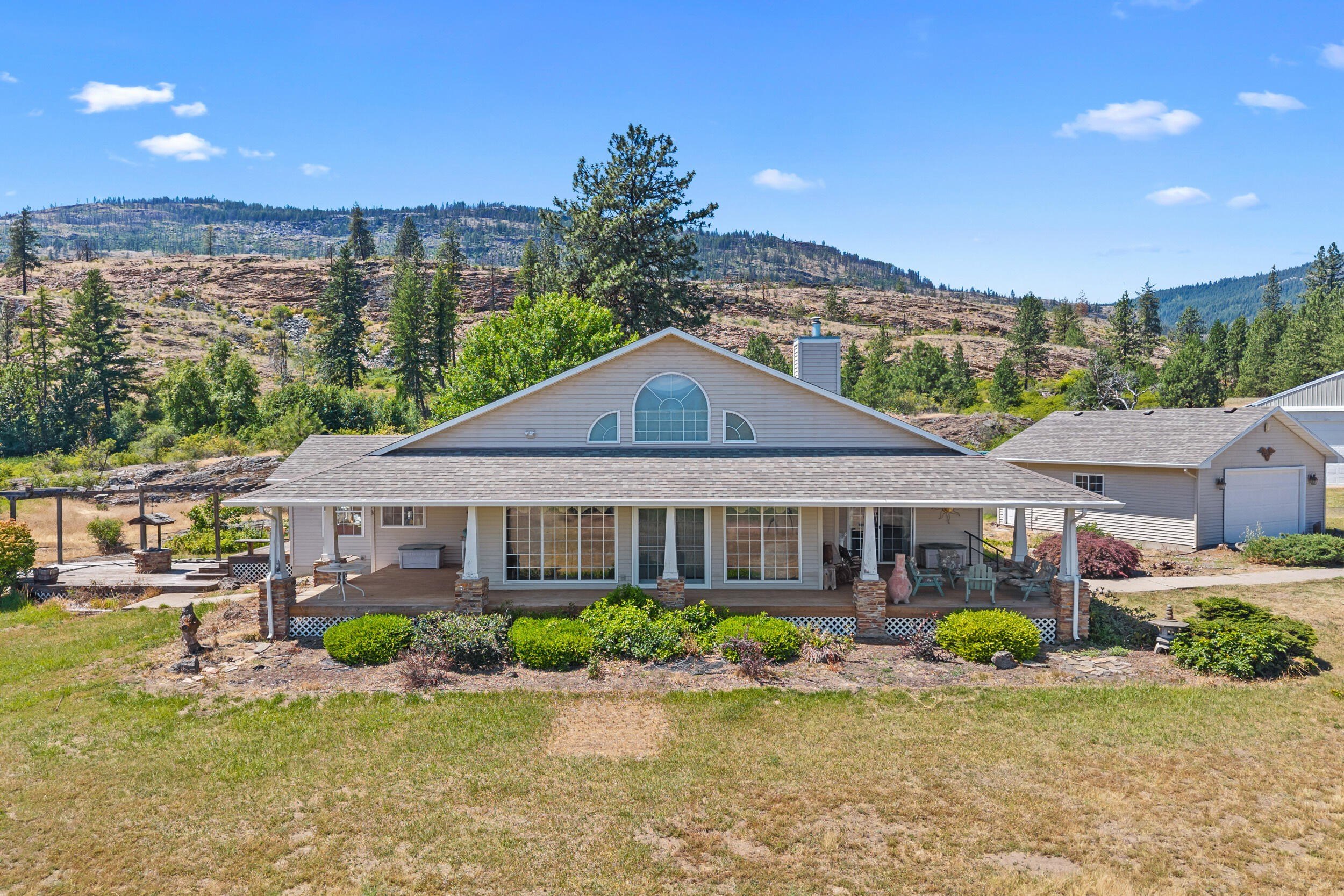 Single Family 2BR 2BA - 76 KIFER Rd, KETTLE FALLS, WA