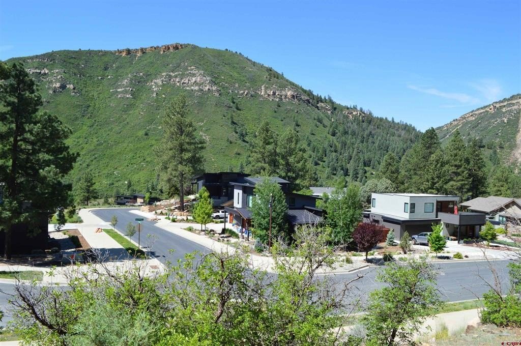 Single Family - 1000 Twin Buttes Ave., Durango, CO