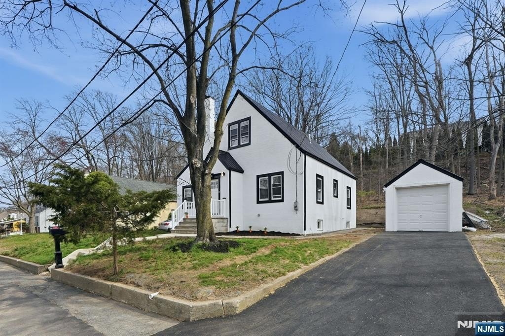 Other 3BR 2BA - 31 Saint Moritz Place, Wayne, NJ