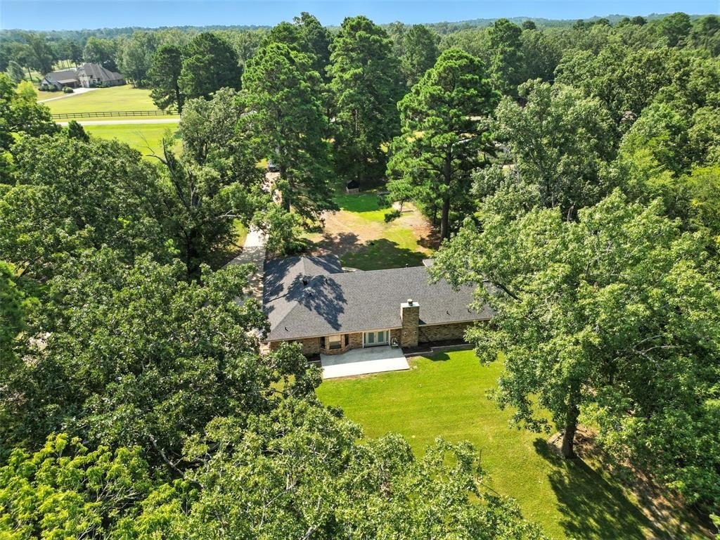 Single Family 3BR 2BA - 8152 S Lakeshore Drive, Shreveport, LA