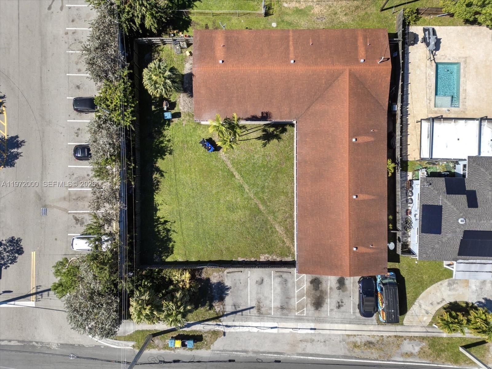 Four-plex 8BR 4BA - 118 Phippen Waiters Rd, Dania Beach, FL