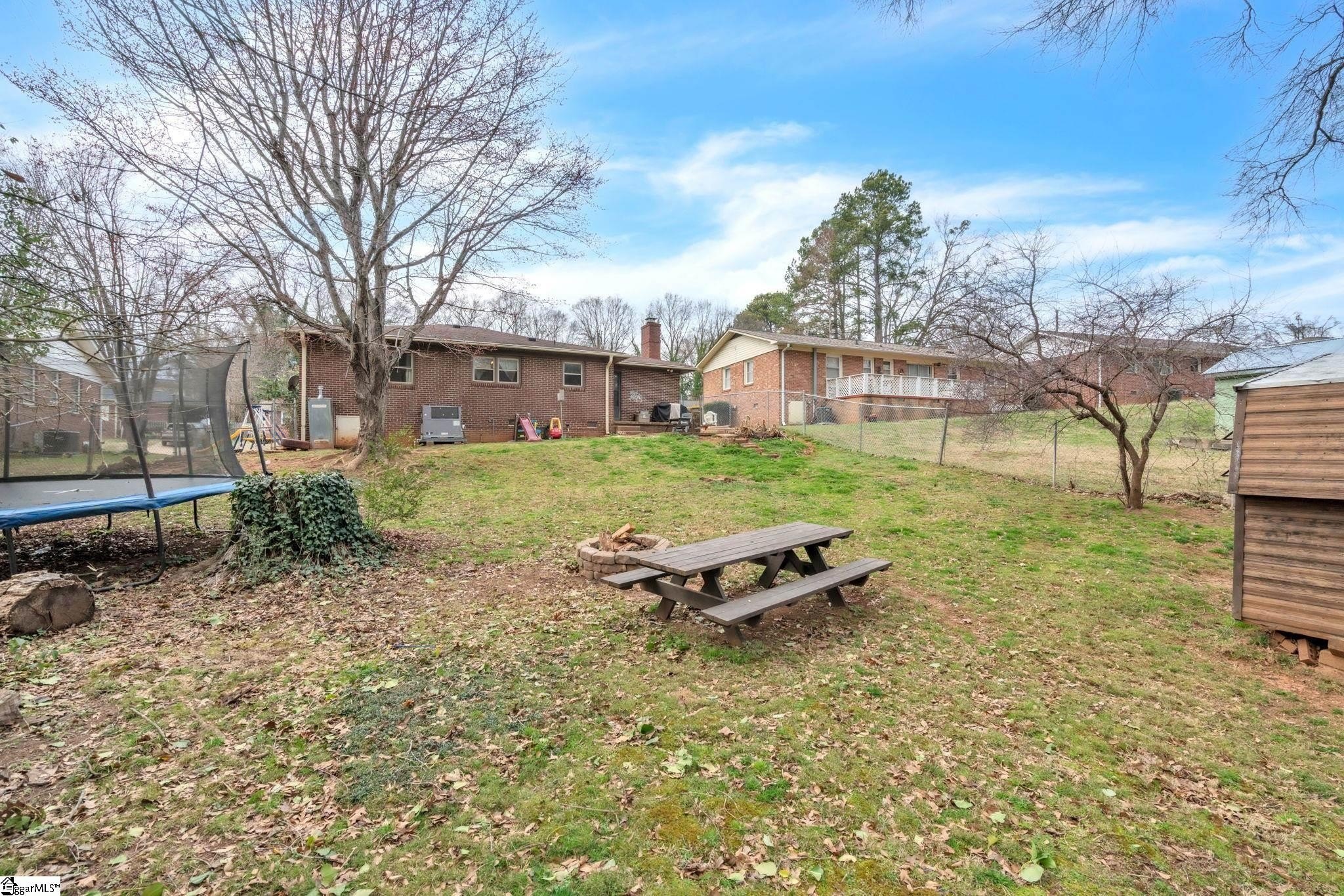 Single Family 3BR 1BA - 117 Lincoln Drive, Spartanburg, SC