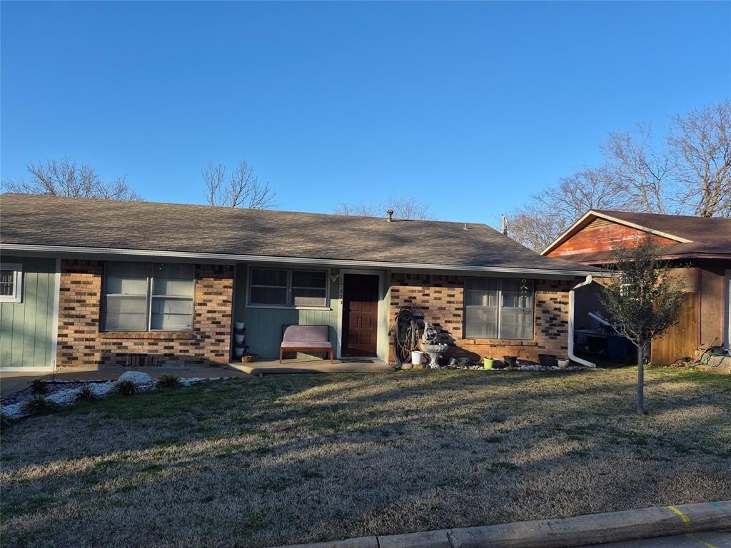 Single Family 4BR 2BA - 1737 W Parnell Street, Denison, TX