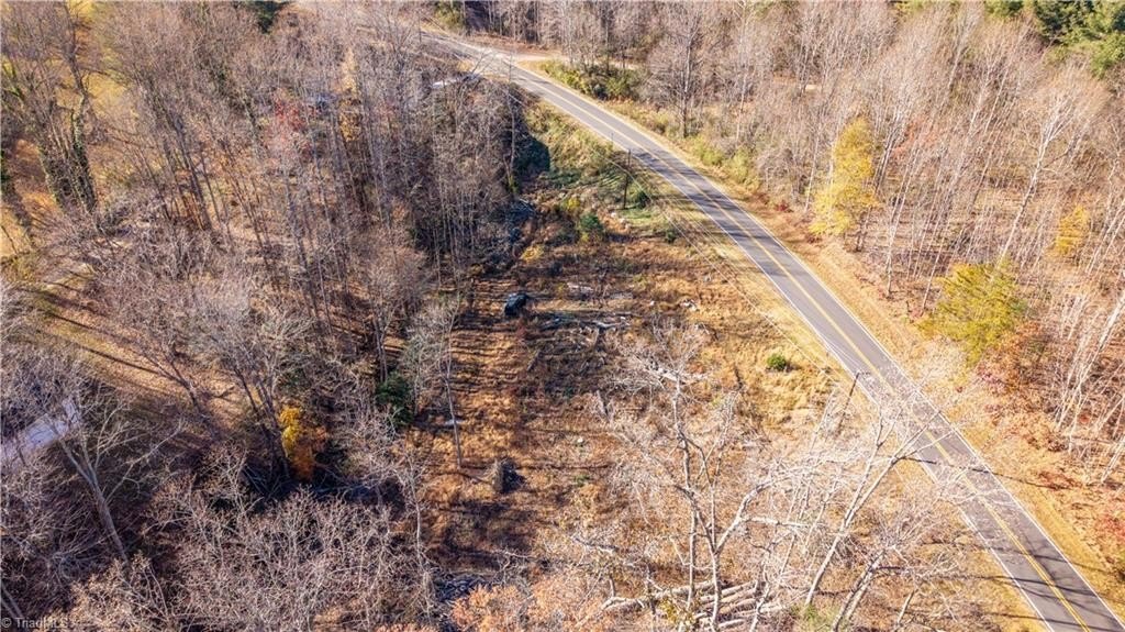 Single Family - 1805 Greenhill Road, Mount Airy, NC