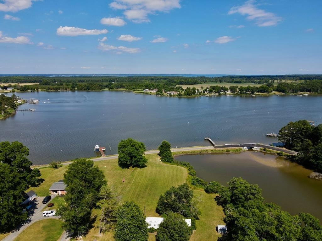 Single Family - 171 Cardinal Dr, Montross, VA